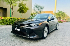 Toyota - Camry LE